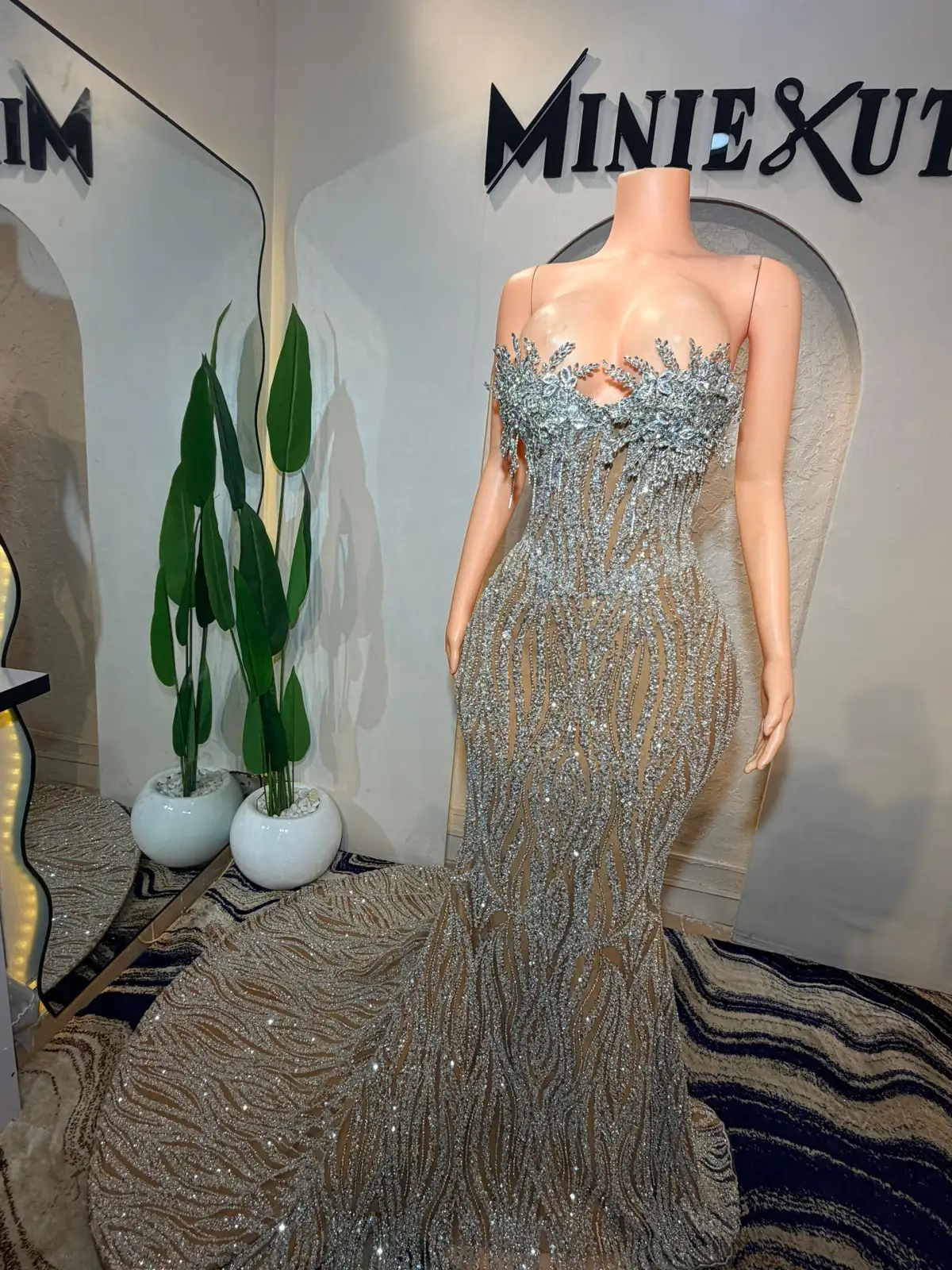 The Queens Dress