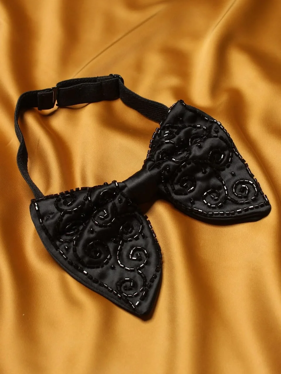 Hand beaded Bowtie